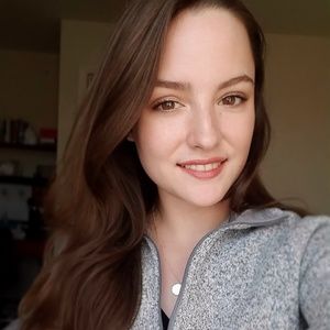 Meet your Posher, Kim!